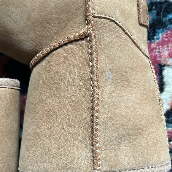 UGG toddler classic weather short 7T - Picture 3 of 8